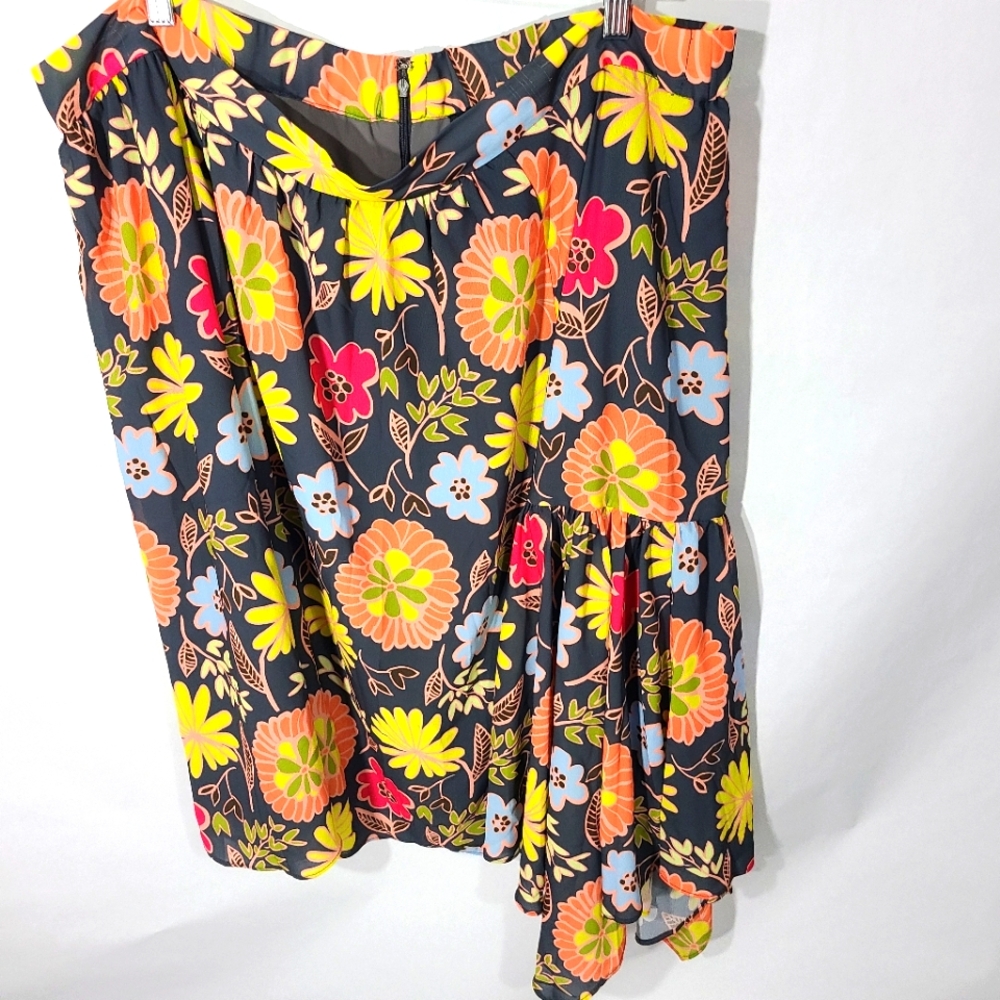 Eloquii Women's Size 22 Multi Color Skirt Floral Asymmetrical Zip Back Career
